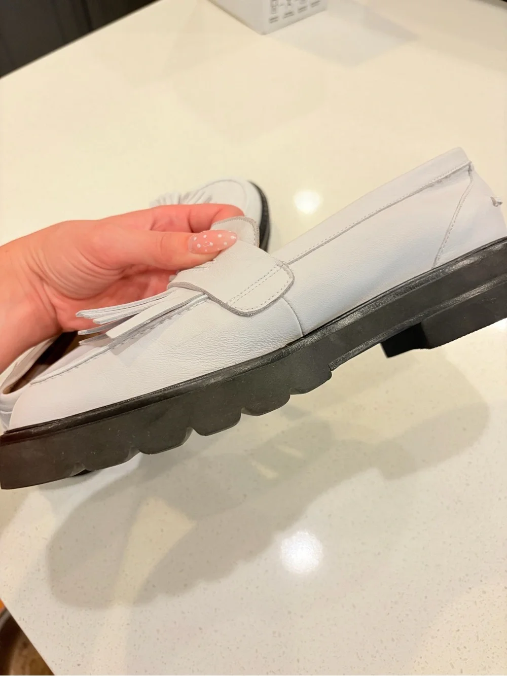 LIKE NEW Stuart Weitzman Mila Lift Loafers‎ White Leather 9.5 Women’s